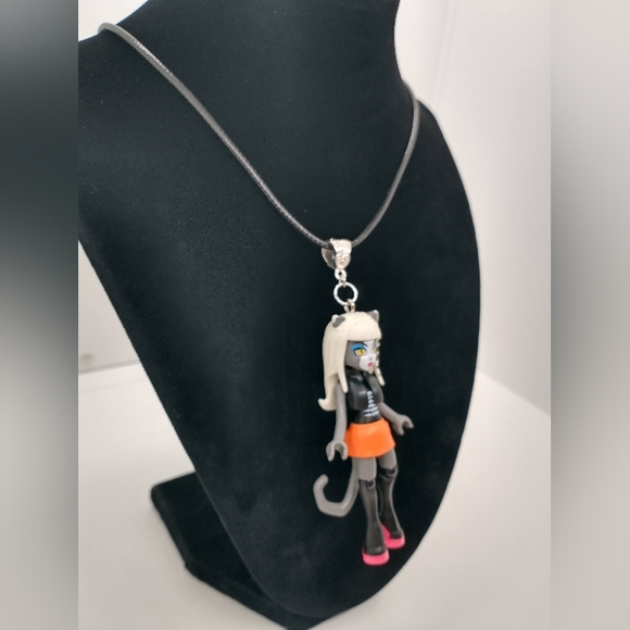 Meowlody Monster High Necklace Long Black Silver OOAK Handmade Mega Blok Werecat - Picture 5 of 11
